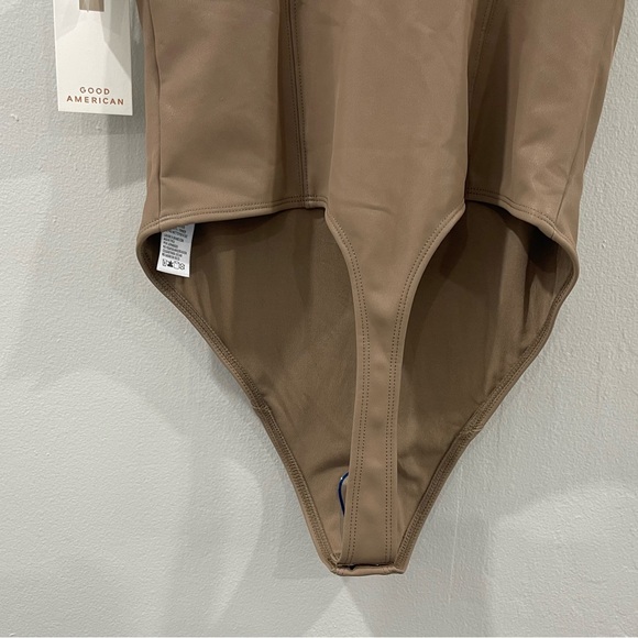 NWT Good American U-Neck Corset Faux Leather Taupe Bodysuit Sz 3/Large - Picture 6 of 12